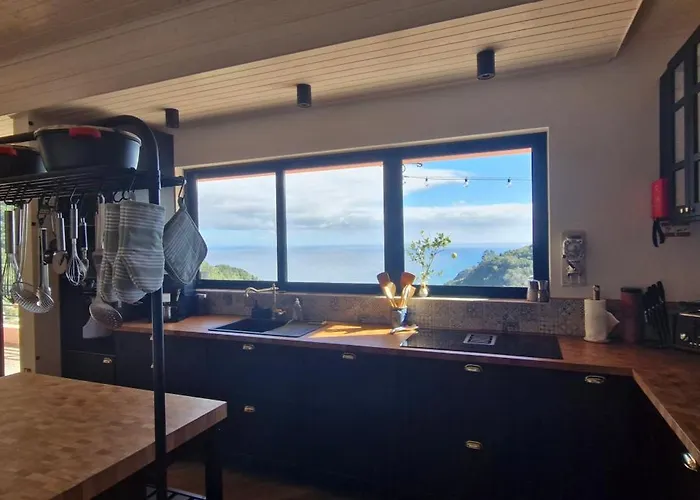Da Rochinha - Luxusapartment Mit Atlantikblick * São Roque do Faial
